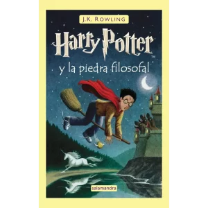 Harry Potter y la piedra filosofal, el primer libro de la aclamada saga creada por J.K. Rowling, es una obra que ha capturado la imaginación de millones desde su publicación en 1997. Esta novela nos introduce al mundo mágico de Hogwarts a través de la historia de Harry Potter, un niño huérfano que descubre, en su undécimo cumpleaños, que es un mago.